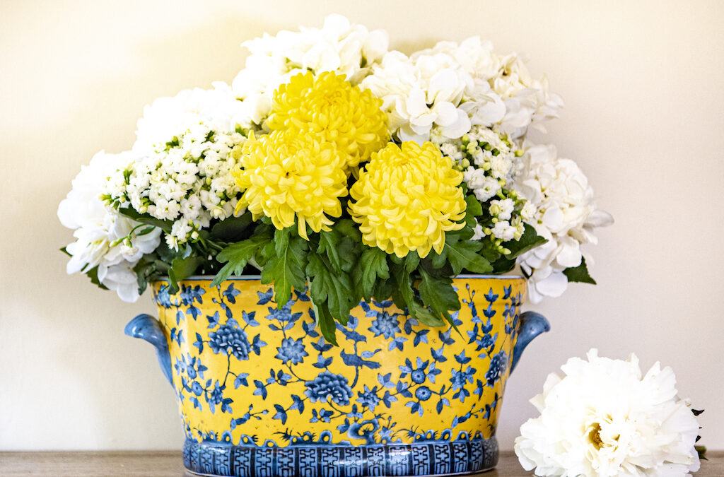 SOLD – Large Blue and Yellow Planter