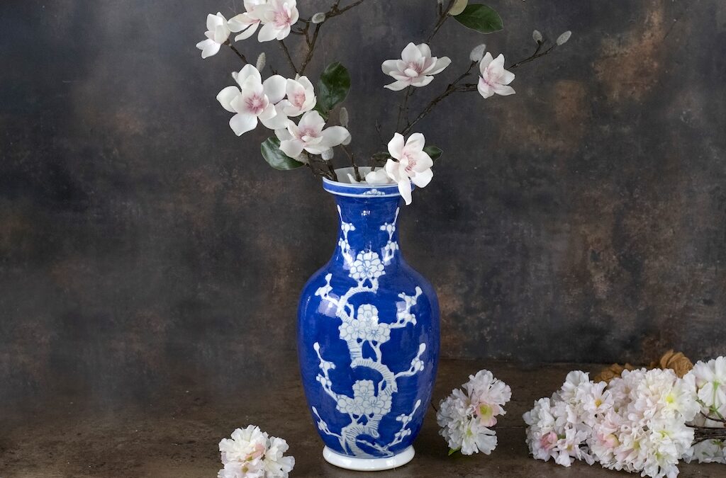 Blue and White Chinese Style Vase – £58