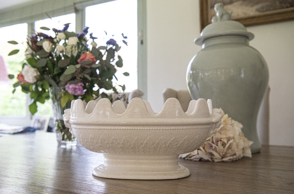 SOLD – Cream Wavy Planter