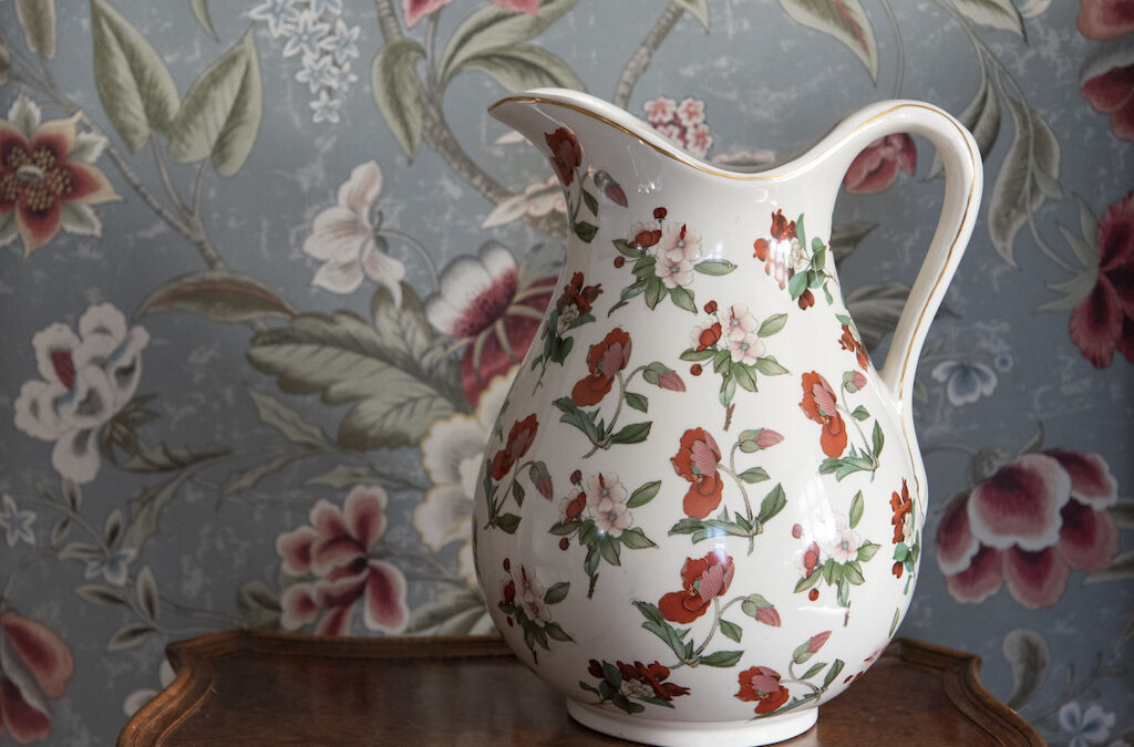 Large Poppy Jug – £75