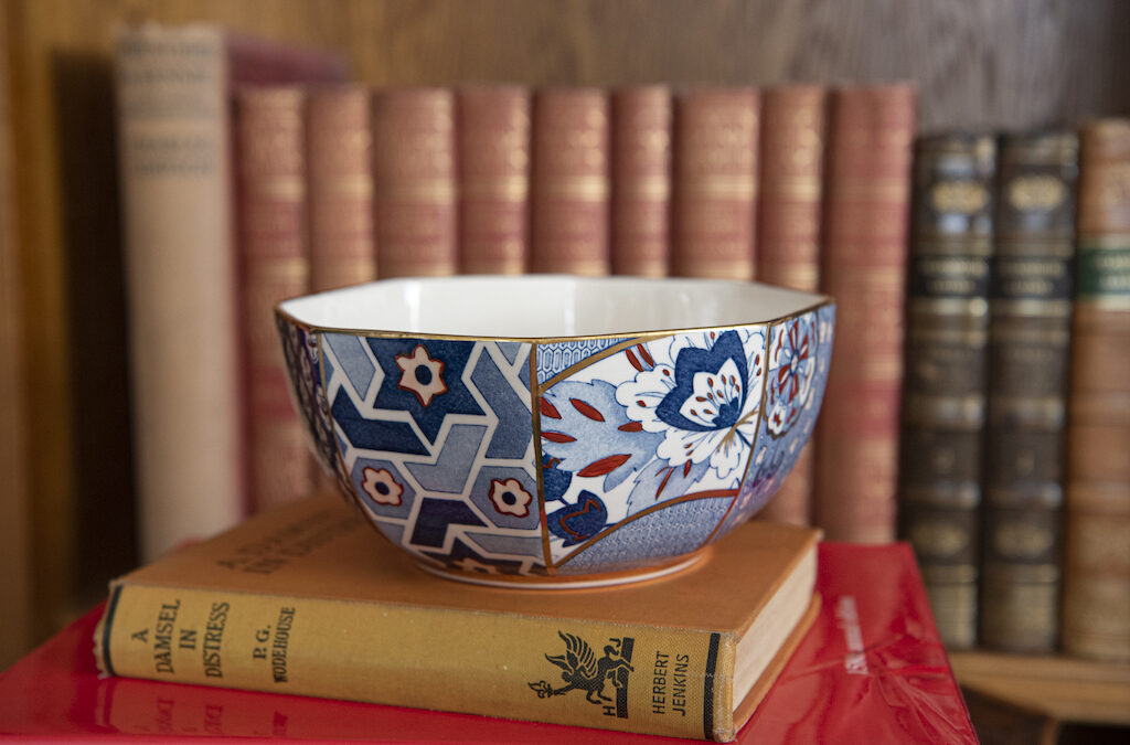 Octagonal Bowl – £38