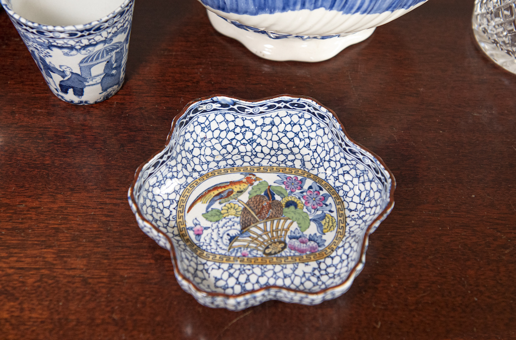 William Adams Painted Chinese Bird Dish – £46