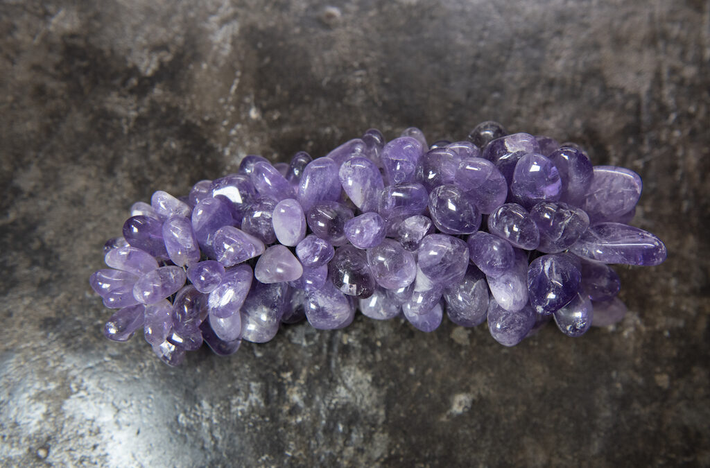 Vintage Bunch of Amethyst Grapes – £75