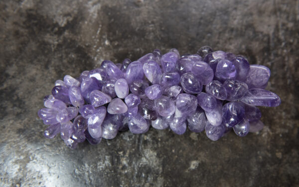 Vintage Bunch of Amethyst Grapes – £75