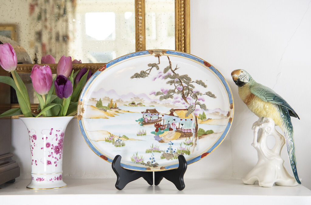 Handpainted Oval Plate – £35