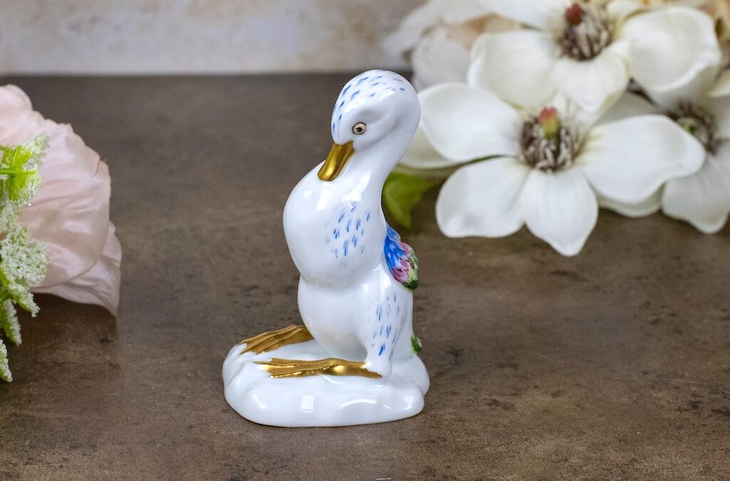 Vista Alegre Duck Standing Figurine – £45
